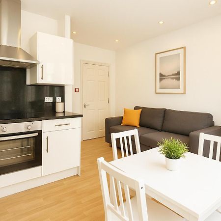Bute Park Apartment W/ Heating + Private Bathroom Кардиф Екстериор снимка
