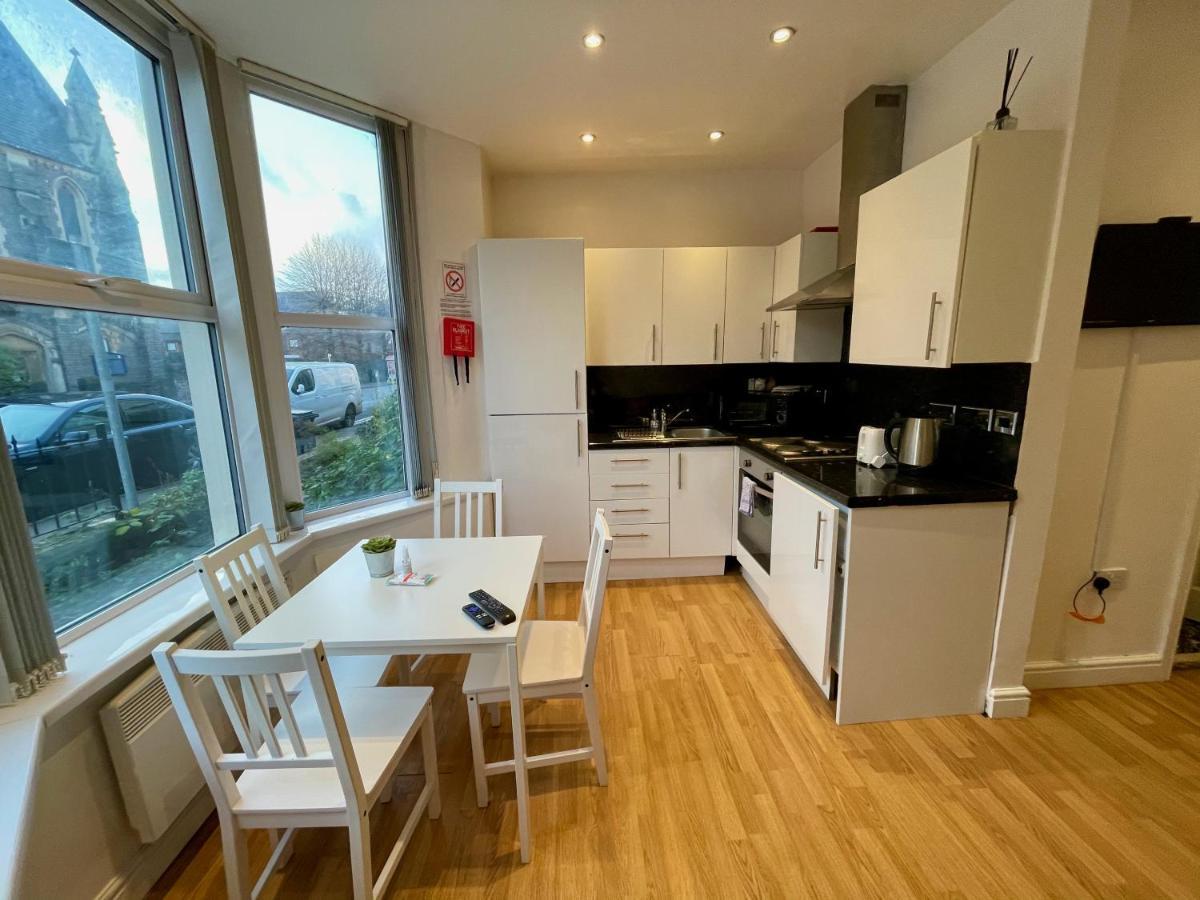 Bute Park Apartment W/ Heating + Private Bathroom Кардиф Екстериор снимка
